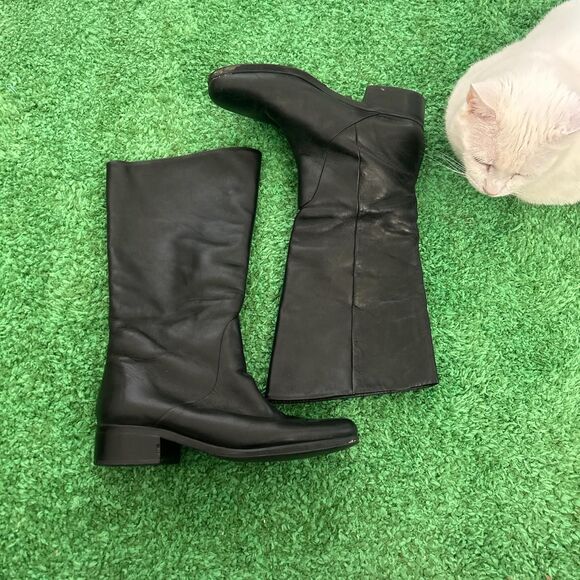 Vibram Women's Black and Brown Boots - Picture 1 of 3